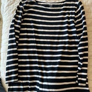 Old Navy Cropped Sleeve Black/White Tee Size Large Tall